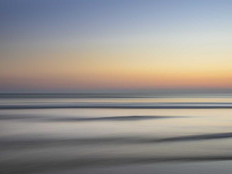 潮玩积木<br>球鞋抢购与限量盲盒资讯